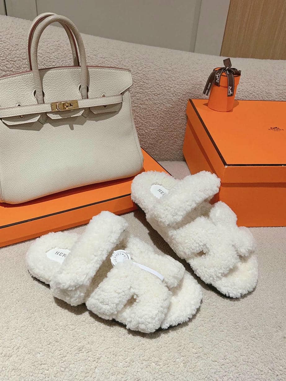 Hermès fur slippers-2